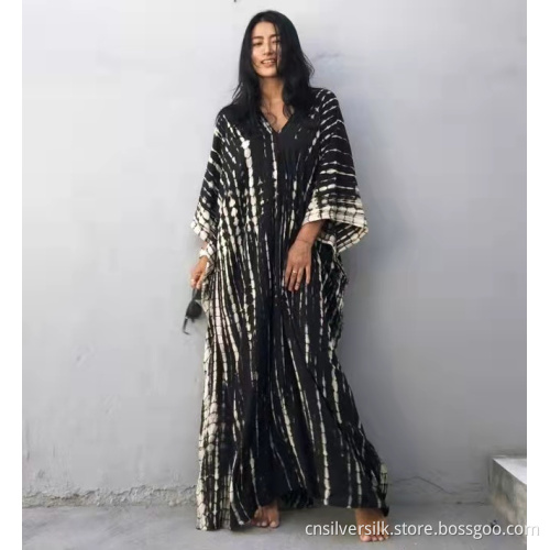 Modische Bedeckung up Strand Kimono